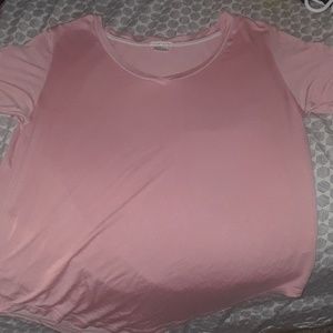 womens / juniors pink shirt